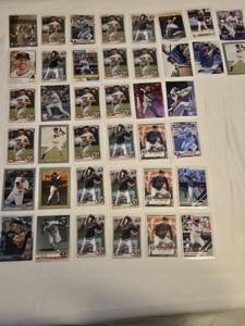 lot 198 image: Lot of 40 Minnesota Twins Baseball Cards Featuring Players Like Josh Donaldson, Joe Mauer, and Carlos Correa