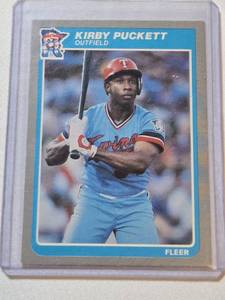 lot 225 image: Kirby Puckett Rookie 1985 Fleer #286 - Minnesota Twins Baseball Card