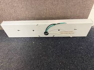 lot 20 image: 6 Pack Of Crescent Lighting