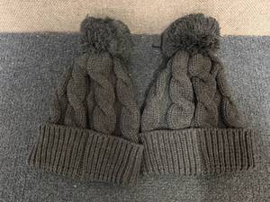lot 66 image: 2 Womens Braided Winter Hats