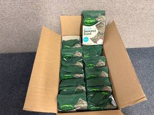 lot 136 image: 12 Bags Of Bibigo Sea Salt Seaweed Snacks