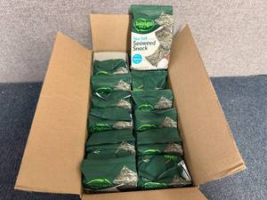 lot 137 image: 12 Bags Of Bibigo Sea Salt Seaweed Snacks