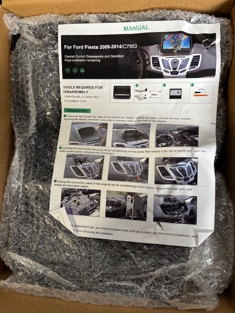 lot 111 image: Ford Fiesta 2009-2014 Central Control Manual - Console Panel