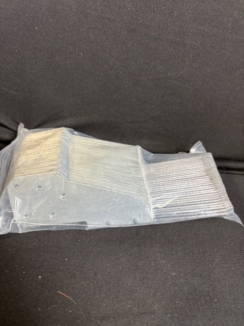 lot 197 image: Mixiflor X004H9E3WH Heat Sink - Aluminum Ribbed Fin, Mix-197, New in China