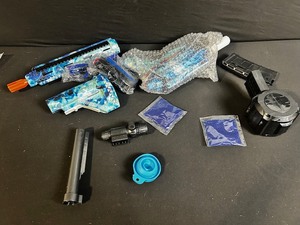 lot 204 image: M416 Electric Gel Blaster - 7.4V Power, Drum Magazine & Gel Beads Included