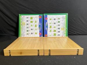 lot 302 image: WANGE Baseplate 32x32 Green - 2-Pack