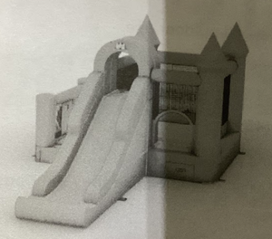 lot 33 image: Costway Inflatable Bounce House Ages 3-12 Years Old