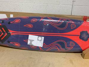 lot 227 image: 6 Feet Surfboard with 3 Detachable Fins