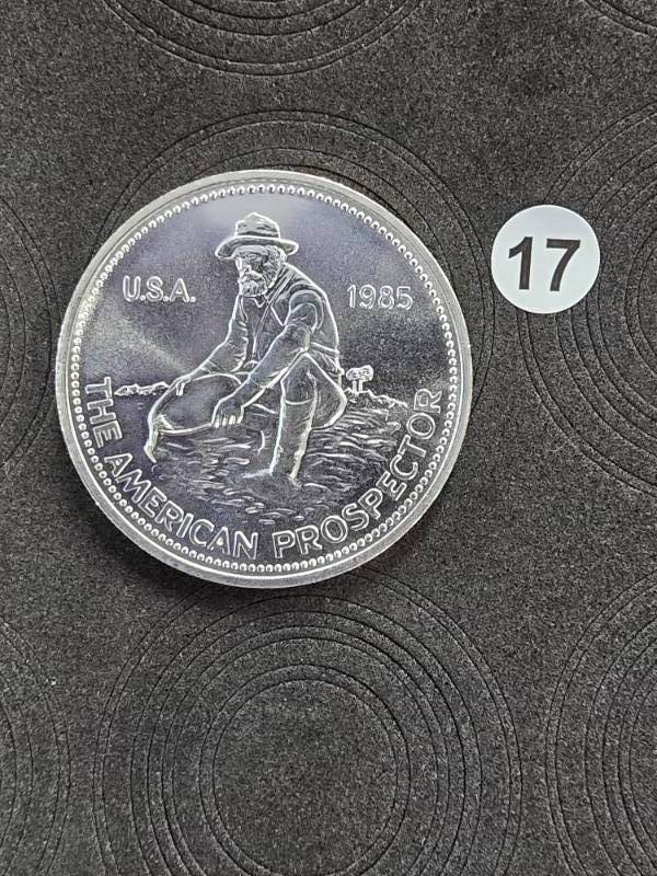 lot 17 image: 1985 Engelhard BU 1 oz. Silver Prospector