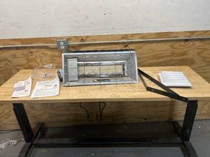 lot 3 image: Mr. Heater Natural Gas Garage Heater, 25,000 BTU, Model# MH25NG