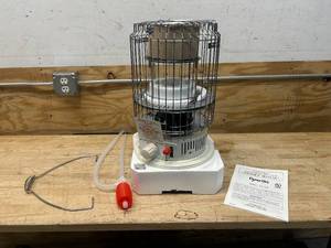 lot 6 image: Dyna-Glo Delux Kerosene Convection Heater, 10,500 BTU, Model# WK11C8 MSRP $159.99