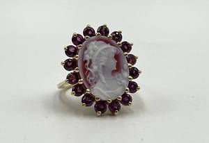 lot 65N image: 14k Gold Cameo Ring with Purple Stones