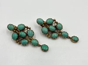 lot 82N image: Pair of 925 Turquoise Clip-On Earrings with Gold Tone Setting