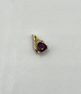 lot 105N image: 14k Gold Pendant with Garnet and Accent Stones
