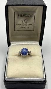 lot 118N image: J.B. Hudson 14k Blue Star Sapphire Cabochon Ring
