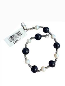 lot 164 image: Bracelet 427-4040 - Pearl & Dark Blue Bead Bracelet, 7.5 in, 5-6mm Beads