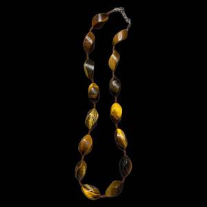 lot 195 image: Tiger Eye Leaf Bead Necklace - 18 in