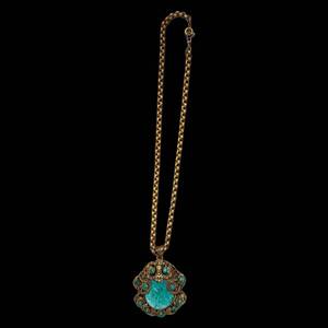 lot 198 image: Turquoise Cabochon Pendant Necklace - 16-inch Gold-Tone Chain
