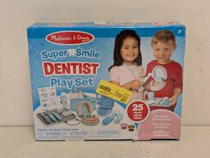 lot 24 image: NEW MELISSA & DOUG SUPER SMILE DENTIST PLAYSET