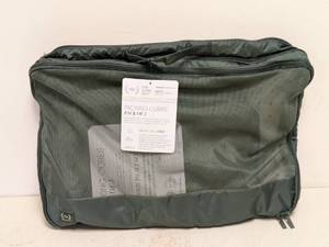 lot 92 image: NEW THE HOME EDIT PACKING CUBES 3PK.