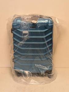 lot 93 image: NEW INUSA ENDURANCE SUITCASE