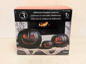 lot 131 image: NEW HALLOWEEN PUMPKIN LANTERNS 3PK.