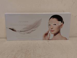 lot 142 image: NEW NUMIERE FEATHER