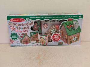 lot 130 image: NEW MELISSA & DOUG GINGERBREAD HOUSE PLAYSET