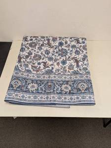 lot 180 image: NEW WYATT AND ASH WASHABLE AREA RUG