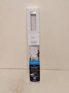 lot 213 image: NEW MAINSTAYS 1-INCH CORDLESS VINYL BLIND