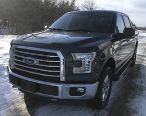 lot 2 image: 2015 Ford F150 XLT 4X4