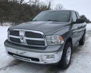 lot 3 image: 2011 Ram 1500 4X4