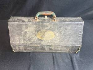 lot 117 image: Vintage Showcard Sign Lettering Kit with Stencils and Case