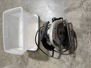 lot 133 image: Craftsman 7-14 Inch Circular Saw Model 315.10860
