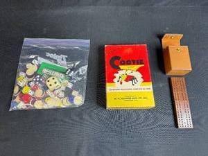 lot 159 image: Vintage Game Collection Cootie Box, Folding Cribbage Board, Dice and Chips Lot