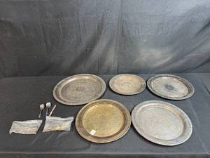 lot 177 image: Vintage Silverplate Serving Trays and Flatware Collection