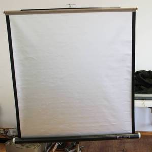 lot 47 image: Ward Projection Screen
