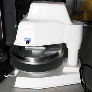 lot 11 image: Doughpro Proluxe Dp3300 Pizza Dough Press NSF Automatic Upper Heated Platen, 18 automatic dough press.