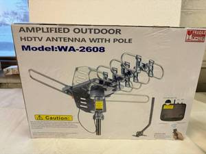 lot 37 image: SSS, Amplified Outdoor HDTV Antenna With Pole-Model WA-2604