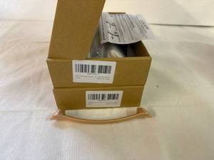 lot 55 image: SSS. 2x 10pk Cabinet Pulls