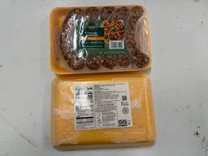 lot 75 image: I. 4x 19oz Mild Italian Sausage
