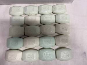 lot 308 image: 25bars Lever Soap-Bulk Package