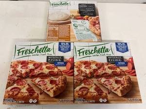 lot 288 image: B. 3x Freschetta Rising Crust Pepperoni Pizza