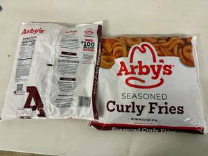 lot 305 image: 2x 4lbs Arbys Seasoned Curly Fries