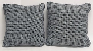 lot 312 image: Pair of Navy & Cream Knit Throw Pillows - YKK Zippers