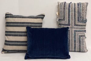 lot 340 image: 3-Piece Blue Decorative Throw Pillow Set in various patterns