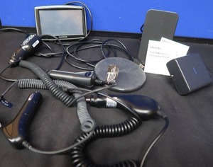 lot 14 image: TOMTOM XL 310 CANADA GPS  MISC CHARGERS