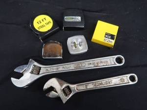 lot 32 image: VINTAGE TOOLS