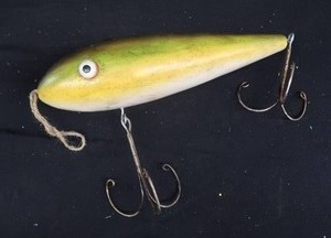 lot 47 image: GAINT WOODEN FISH HOOK