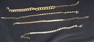 lot 82 image: GOLD OR NOT GOLD